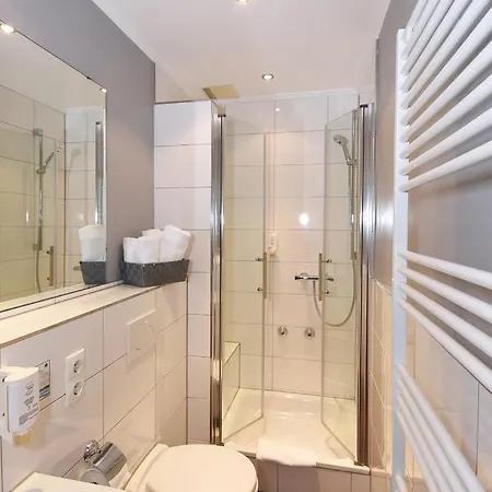 Ξενοδοχείο Am Berghang 3*