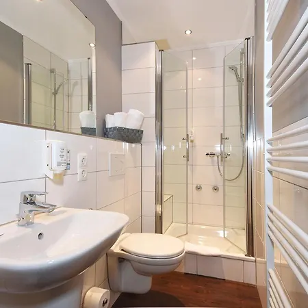 Hotel Am Berghang 3*