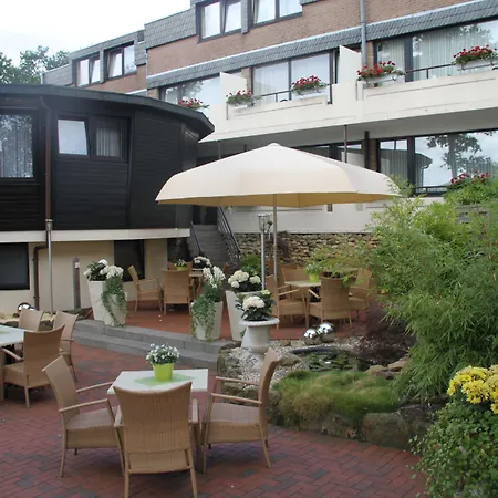 Hotel Am Berghang 3*