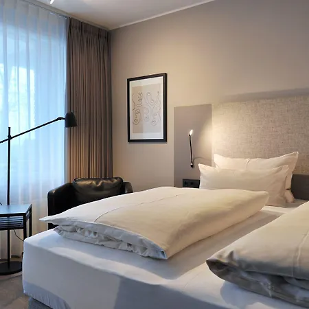 Hotell Am Berghang 3*