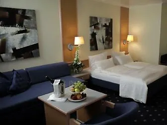Am Berghang Hotel 3*
