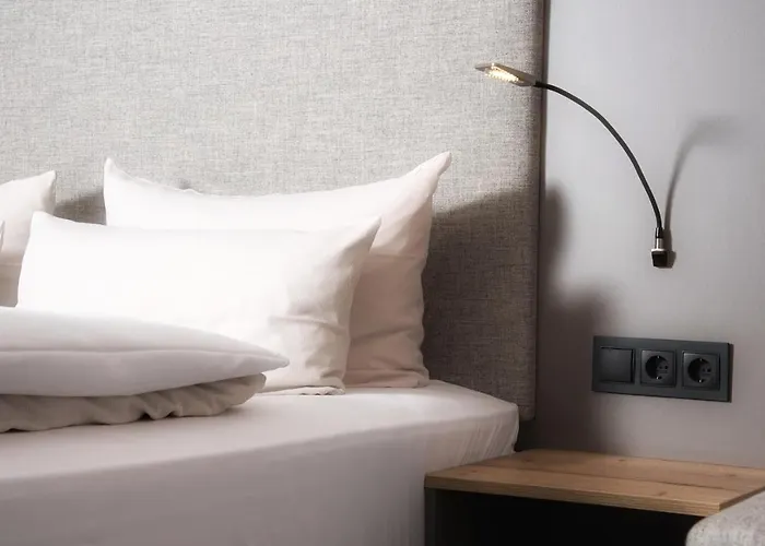 Hotel Am Berghang 3*