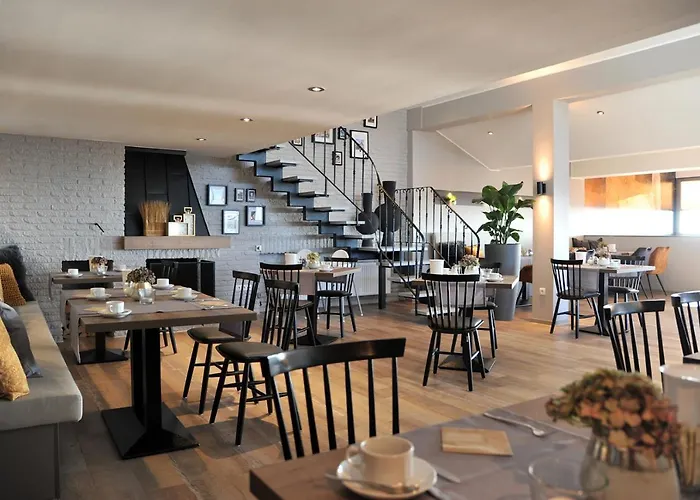 Hotel Am Berghang 3*