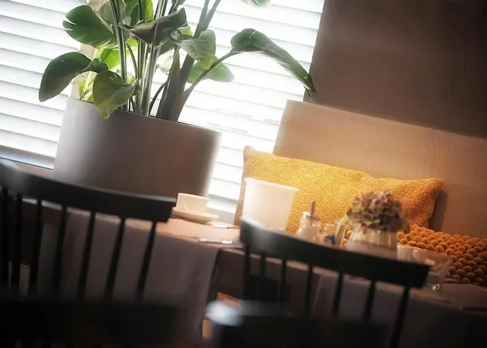 Отель Am Berghang Бад-Бентхайм