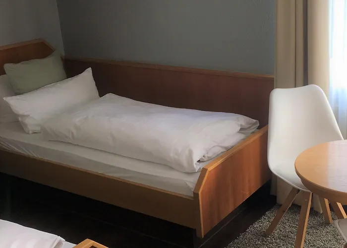 Отель Am Berghang 3*