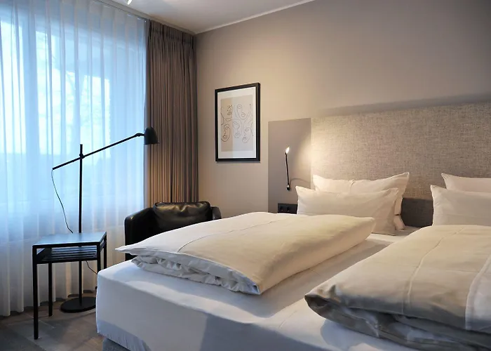 Отель Am Berghang 3*